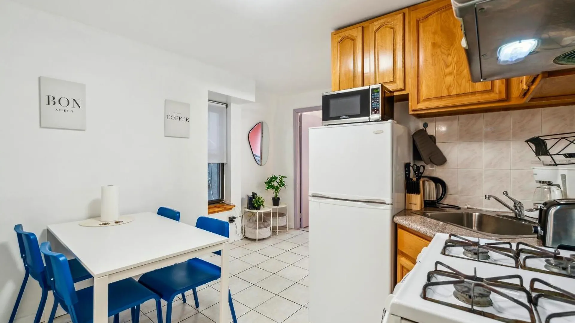Cozy 4Br Apartmentlower East Side New York 0*,  United States